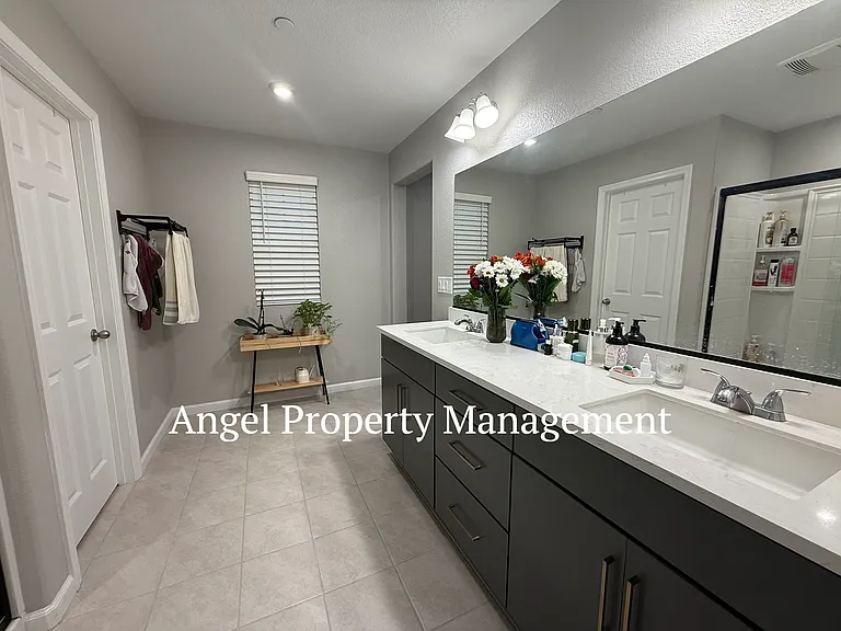 433 Fuchsia Ct — Photo 14