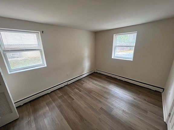 4th image of 215 Felton Ave APT 1C
