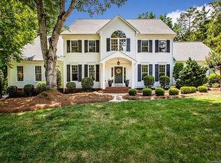 8716 Brownes Pond Ln, Charlotte, NC 28277