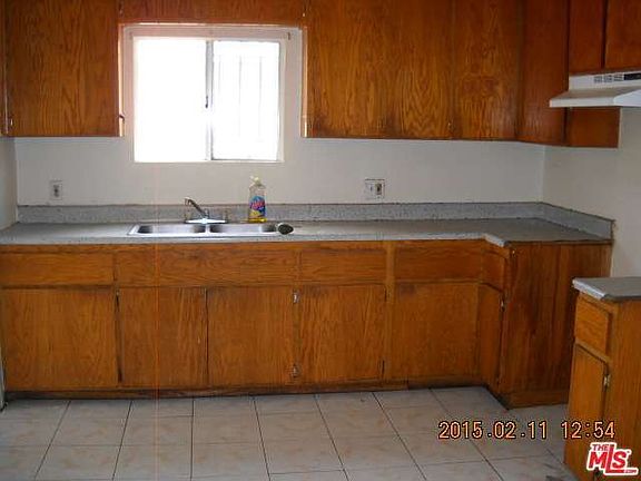2nd image of 532 W 107th St