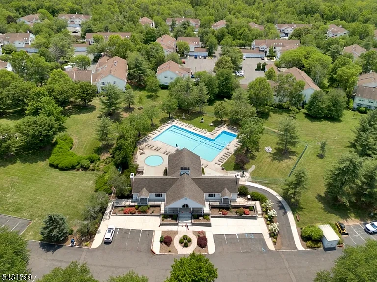 24 Spring Valley Blvd — Photo 25