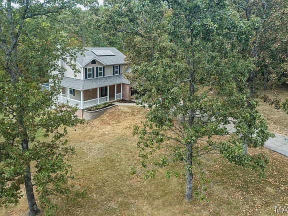 4th image of 541 Rock Creek Dr
