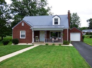 2024 Chase Ave, Waynesboro, VA 22980
