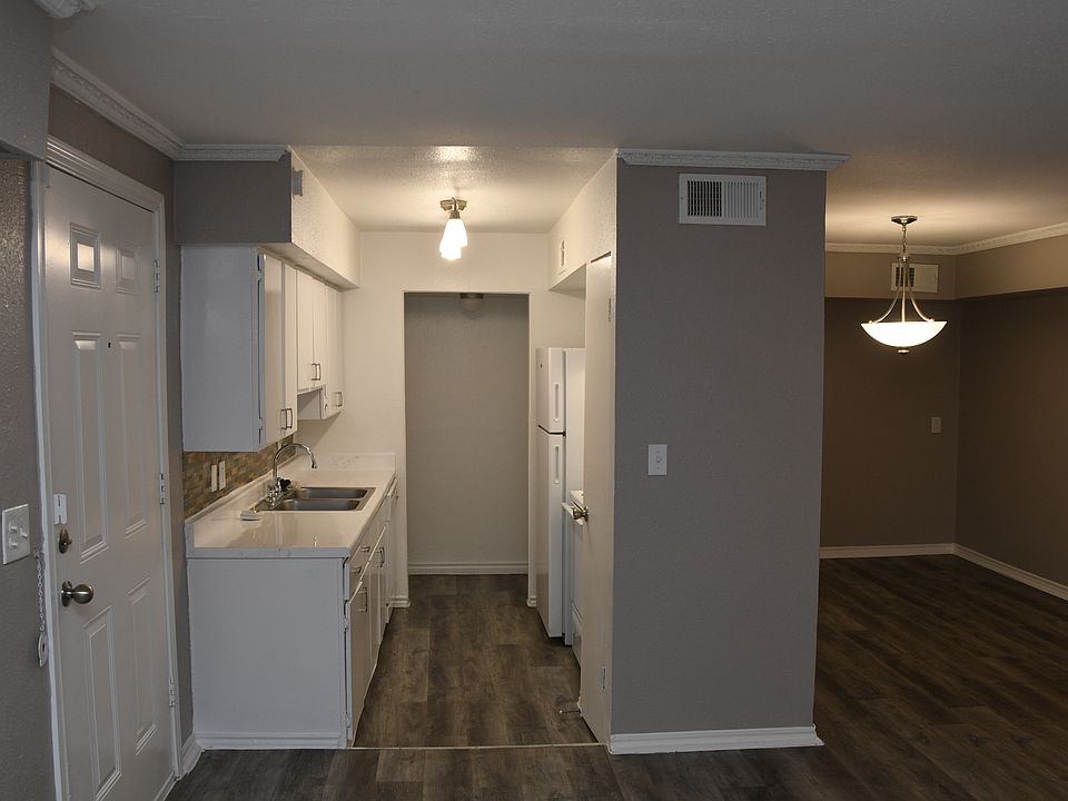 1st image of 791 Bateswood Dr APT 120