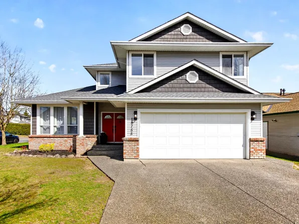 18755 65th Ave, Surrey, BC V3S 8V2