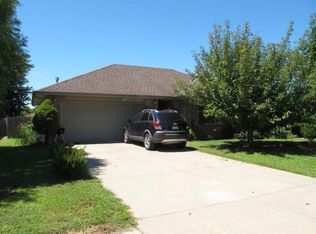 845 S Mahn Ave, Springfield, MO 65802