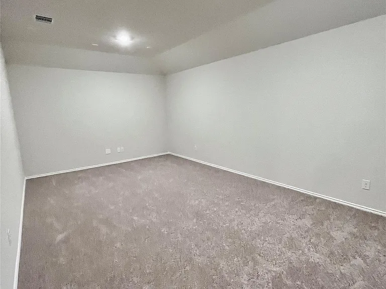 40621 Guillemont Ln — Photo 10