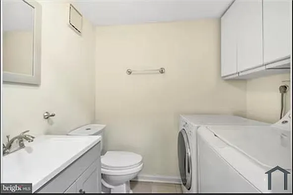 9075 N Laurel Rd #I — Photo 13