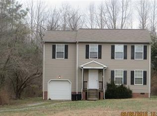 5045 Chestnut Fork Rd, Gloucester, VA 23061