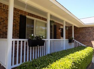 2460 Hummingbird Rd, Dalzell, SC 29040