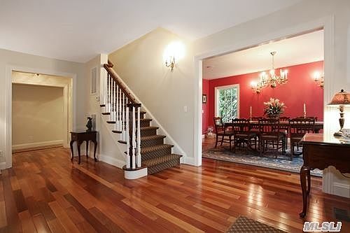 3rd image of 123 Chestnut St