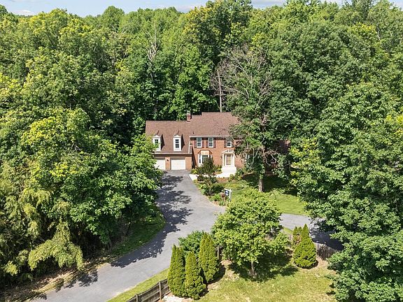 4th image of 7142 Rivers Edge Rd