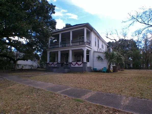 1561 Illinois St, Mobile, AL 36604