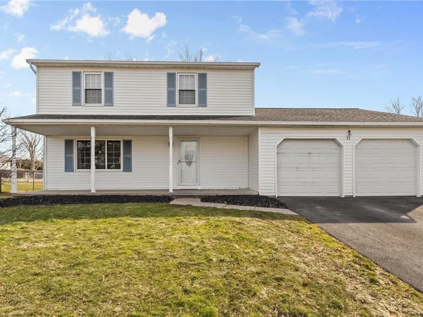 11 Archer Dr, Hilton, NY 14468