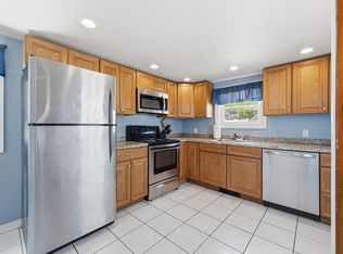 762 Merrimack Ave, Dracut, MA 01826