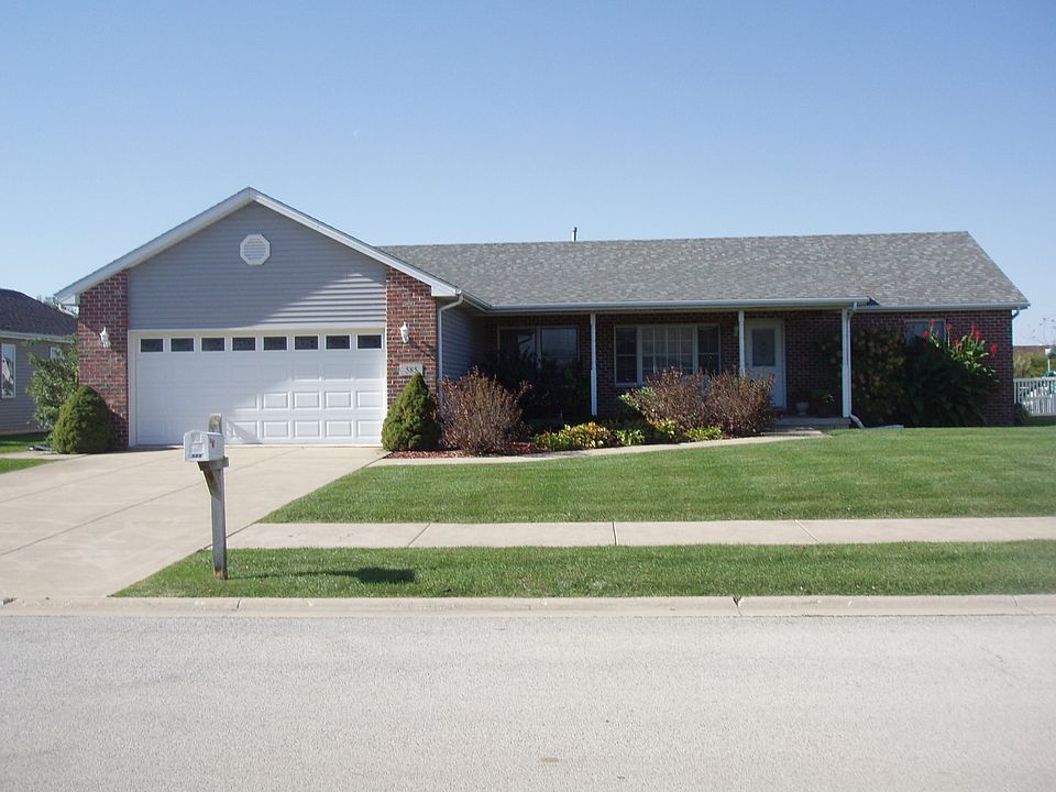 1st image of 585 Sandburg Dr