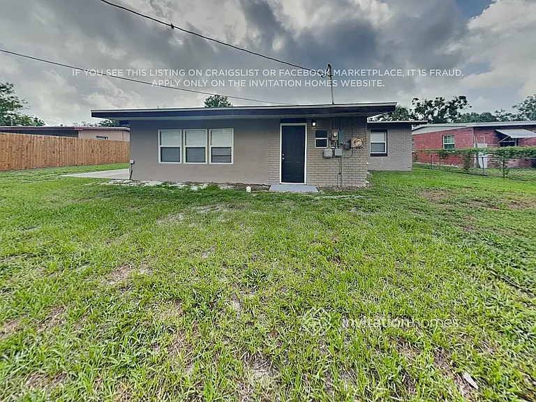 4359 Neptune Dr SE — Photo 17