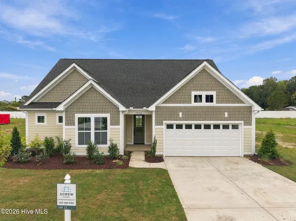 1773 Dixon Grove Lane, Grimesland, NC 27837