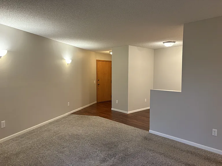 9141 Olson Memorial Hwy #106 — Photo 9