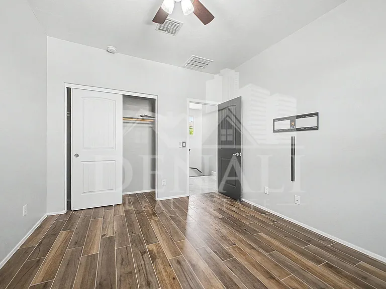 17737 W Woodrow Ln — Photo 14