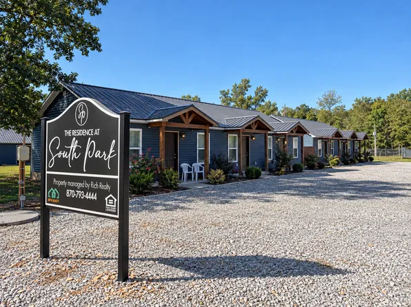 107 King George St #A, Batesville, AR 72501
