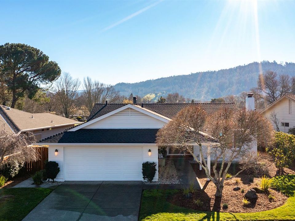 1st image of 8911 Oakmont Drive