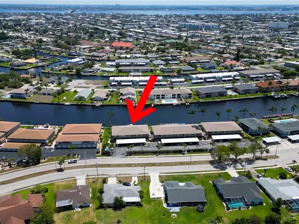 4411 Country Club Blvd APT A2, Cape Coral, FL 33904