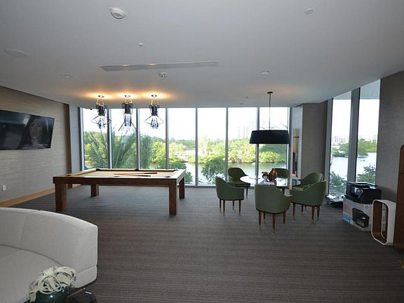 5th image of 16385 Biscayne Blvd Unit 2820