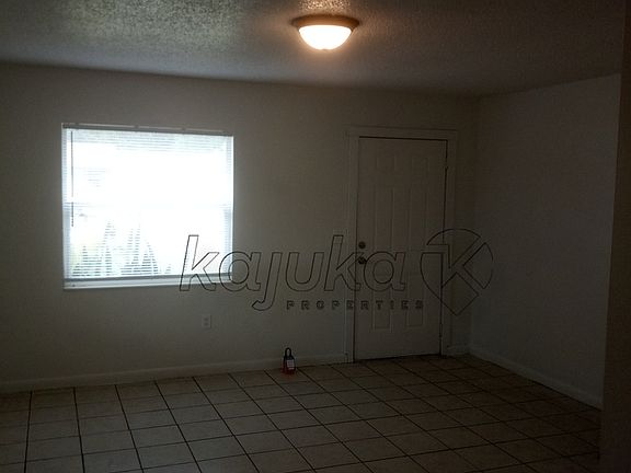 2nd image of 2914 52nd Avenue Dr W