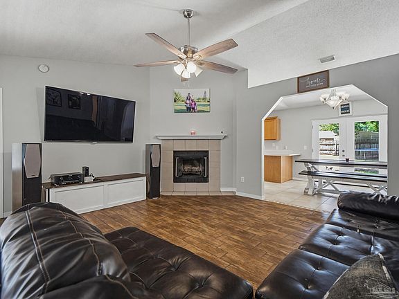 3rd image of 5412 Brandon Dr