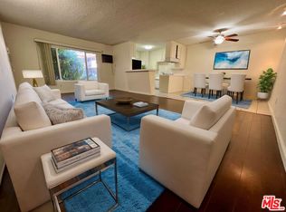 15540 Moorpark St APT 4, Encino, CA 91436
