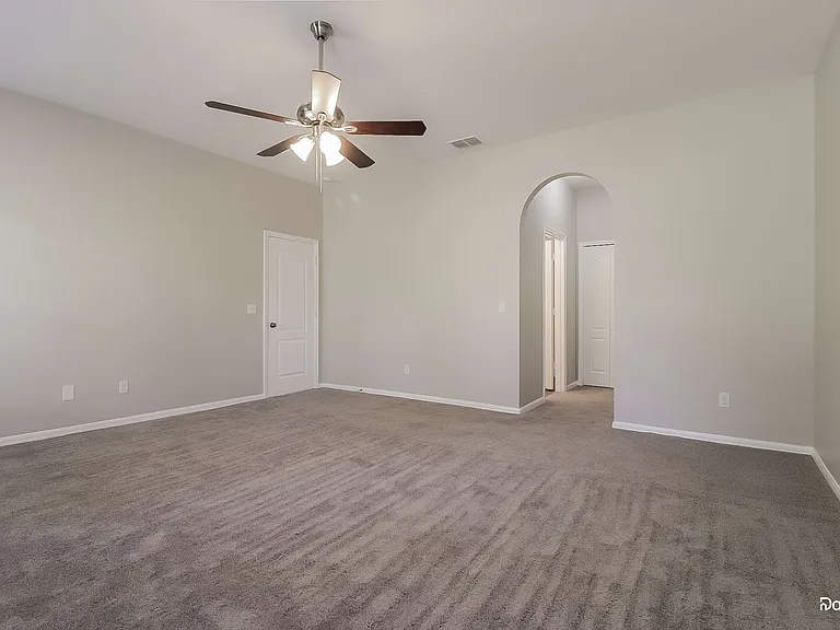 1117 Spruce Ridge Ct — Photo 9