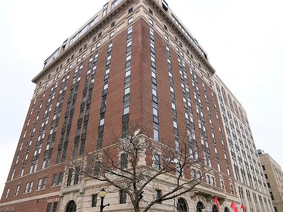 3rd image of 118 King St E #Lph13