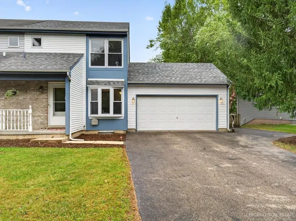 221 Julie Ln, Hampshire, IL 60140