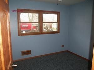 4th image of 47 Indianwood Dr