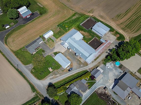 2nd image of 88 Corbould Rd