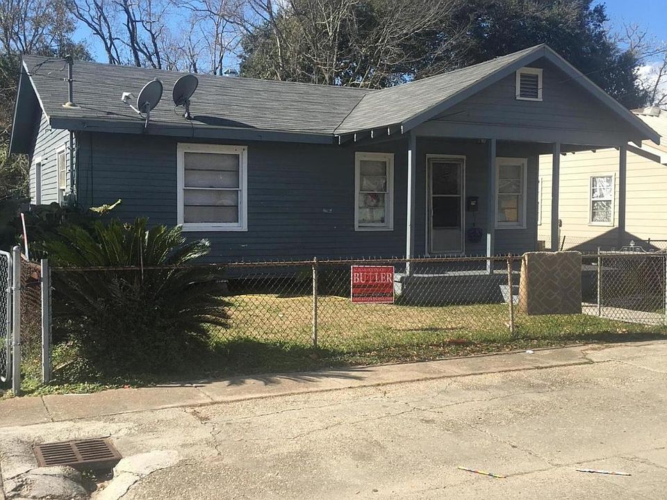 1st image of 617 Louise St