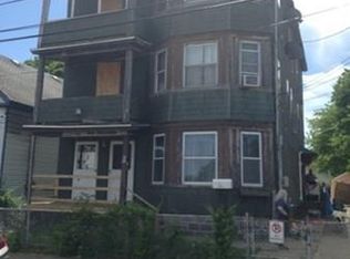 19 Portland St, Lawrence, MA 01843