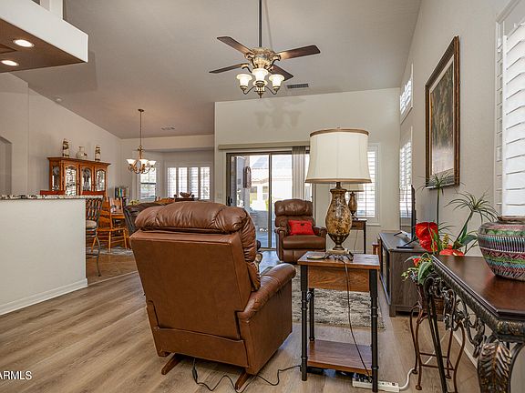 4th image of 1552 E BRENDA Drive