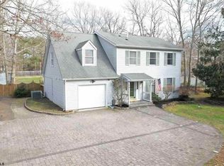 6 Kendall Dr, Egg Harbor Township, NJ 08234