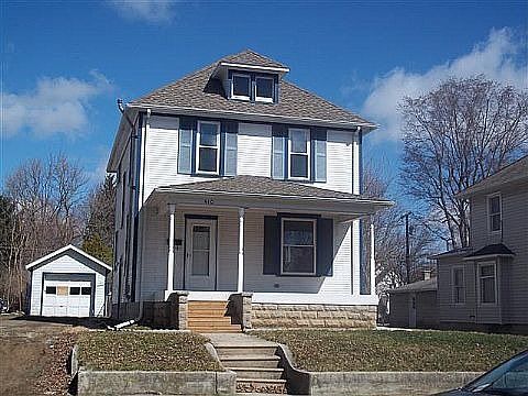1st image of 440 College Ave