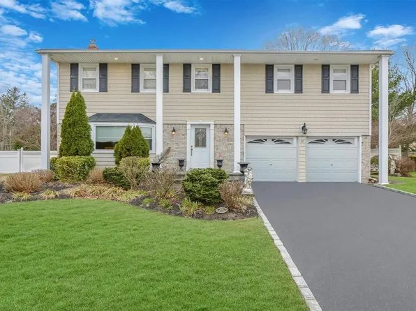 38 Lawrence Drive, Nesconset, NY 11767