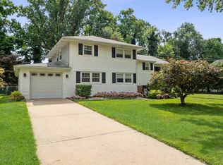 71 Maida Ter, Red Bank, NJ 07701