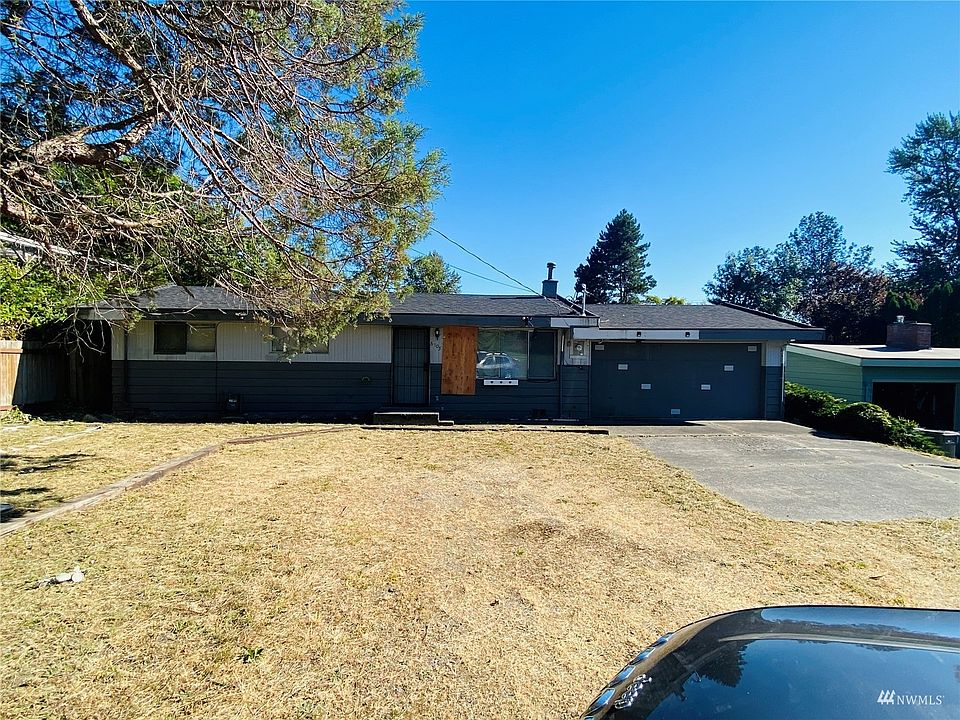 1st image of 6105 S 124th St