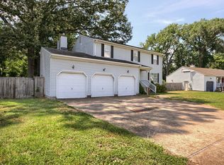 18 Lundy Ln, Hampton, VA 23666