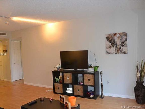 3rd image of 9301 SW 92nd Ave APT 401-C