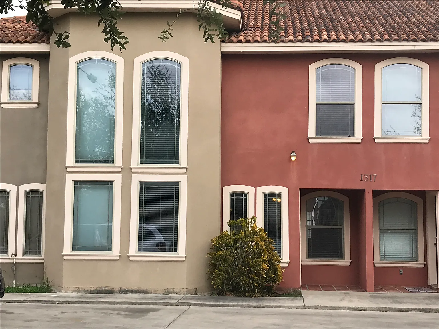 2 bed, 2.5 bath, 1100 sqft, $1,250 — Photo 1