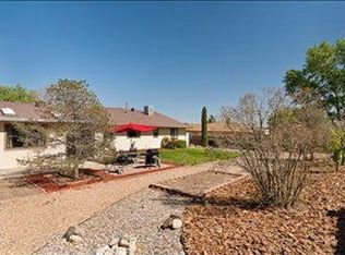 733 Nicklaus Dr SE, Rio Rancho, NM 87124