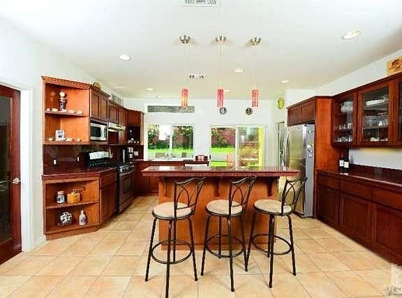 5th image of 530 Marissa Ln