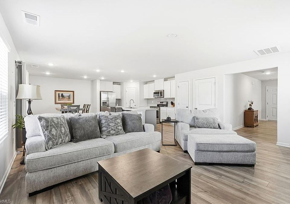 1st image of 2949 Legacy Ridge Ln